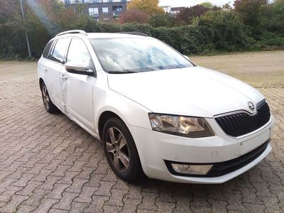 gebraucht Skoda Octavia 1.0 TSI Active Combi Active