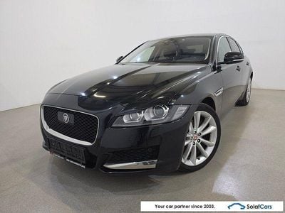 Second-hand Jaguar XF Prestige 179 CP (131 kW) 2016 Negru Berlinǎ