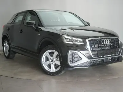 Gebraucht Audi Q2 S-Line 150 PS (110 kW) 2025 Mythos black SUV