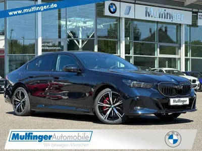 Neu BMW 550e Sport Line 489 PS (359 kW) 2025 Schwarz Limousine