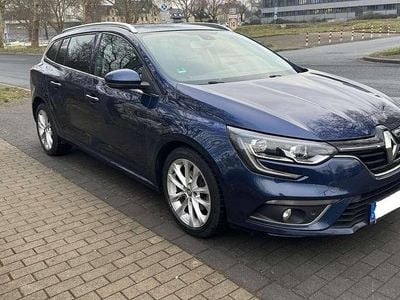 Blau Gebraucht 2017 Renault Mégane GrandTour Initiale Paris Kombi | 7.500 € (Fairer Preis)