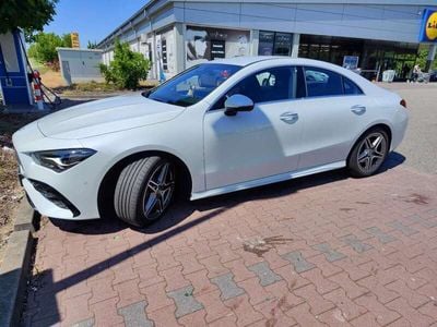 Mercedes CLA200