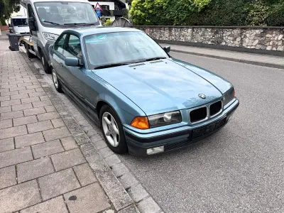 Gebraucht BMW 316 102 PS (75 kW) 1994 Blau Coupé