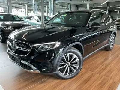 Gebraucht Mercedes GLC200 Avantgarde 227 PS (166 kW) 2023 Schwarz SUV