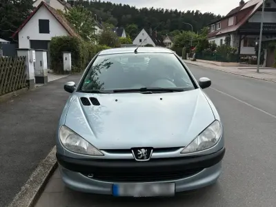 Gebraucht Peugeot 206 60 PS (44 kW) 2002 Blau Kleinwagen