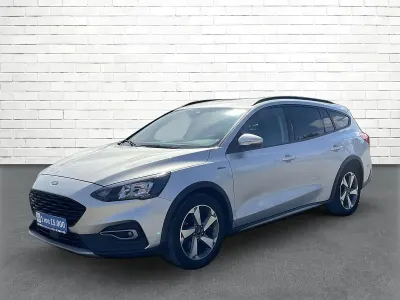 Gebraucht Ford Focus Active 120 PS (88 kW) 2022 Silber metallic