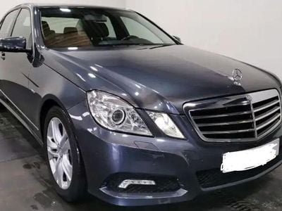 Mercedes E200