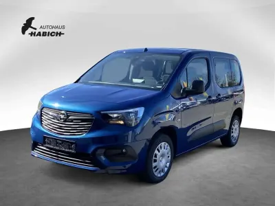 Gebraucht Opel Combo Life Edition 102 PS (75 kW) 2022 Nachtblau Van / Kleinbus