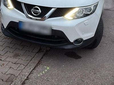 Gebraucht Nissan Qashqai Tekna 116 PS (85 kW) 2018 Weiß SUV