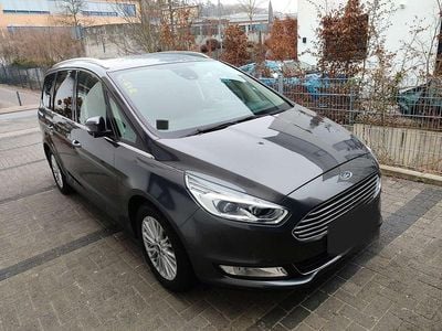 Grau Gebraucht 2019 Ford Galaxy Titanium Van / Kleinbus | 17.000 € (Guter Preis)
