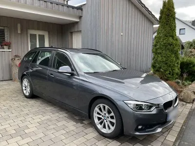 Gebraucht BMW 320 Comfort Edition 190 PS (139 kW) 2018 Grau Kombi