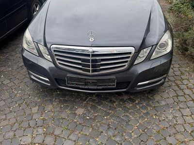 Mercedes E220