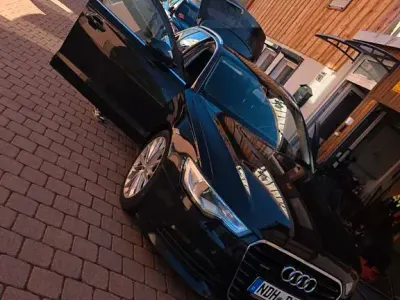 Gebraucht Audi A6 Ambiente 245 PS (180 kW) 2012 Schwarz Kombi
