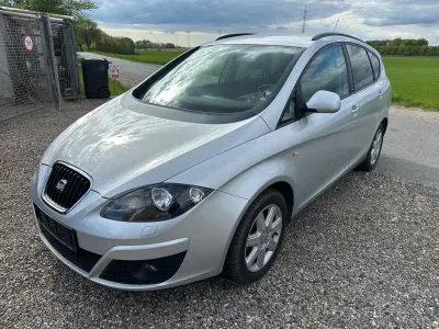 Gebraucht Seat Altea XL 4You 105 PS (77 kW) 2014 Silber Van / Kleinbus