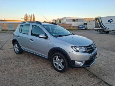 Usata Dacia Sandero Prestige 90 CV (66 kW) 2013 Grigio SUV