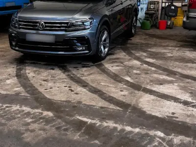 Gebraucht VW Tiguan Allspace Highline 240 PS (176 kW) 2019 Grau SUV