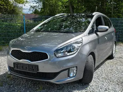 Gebraucht Kia Carens Edition 7 136 PS (100 kW) 2013 Silber Van / Kleinbus