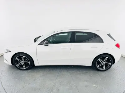 Gebraucht Mercedes A160 109 PS (80 kW) 2019 Weiß Kleinwagen