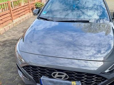 Second-hand Hyundai i30 Advantage 101 CP (74 kW) 2024 Gri Break
