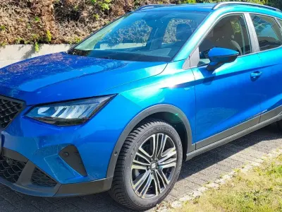 Usata Seat Arona Style 116 CV (85 kW) 2024 Blu SUV