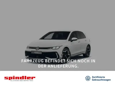 Gebraucht VW Golf VIII R-line 150 PS (110 kW) 2025 Pure white Limousine