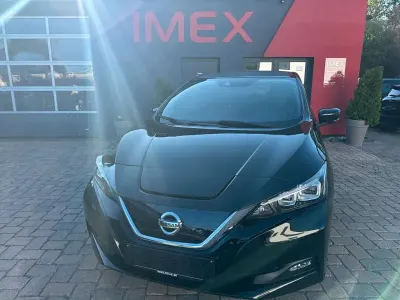 Gebraucht Nissan Leaf Tekna 110 kW (150 PS) 2020 Schwarz Kleinwagen