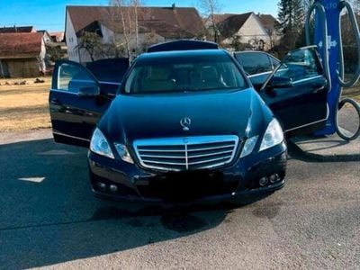 Mercedes E220