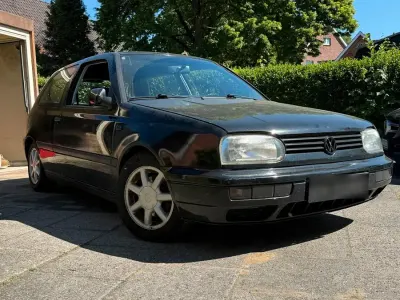 Gebraucht VW Golf III Edition 90 PS (66 kW) 1996 Schwarz Kleinwagen