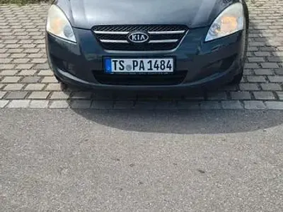 Second-hand Kia Ceed EX 126 CP (92 kW) 2008 Hatchback