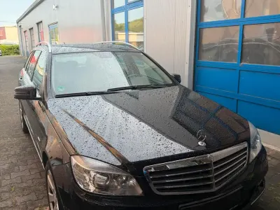 Gebraucht Mercedes C220 170 PS (125 kW) 2011 Schwarz Kombi