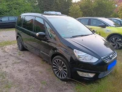 Gebraucht Ford Galaxy 140 PS (102 kW) 2011 Schwarz Van / Kleinbus