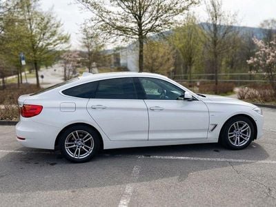 Gebraucht BMW 320 Gran Turismo Comfort Edition 184 PS (135 kW) 2013 Weiß Limousine