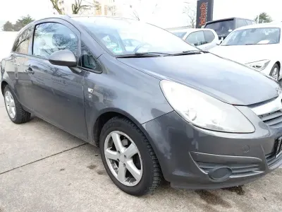 Gebraucht Opel Corsa Edition 69 PS (50 kW) 2010 Grau Kleinwagen
