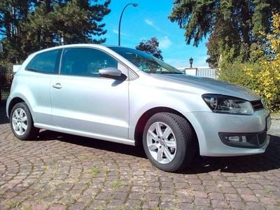 Silber Gebraucht 2012 VW Polo Highline Limousine | 13.300 € (Teuer)
