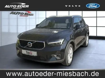 Gebraucht Volvo XC40 Core 163 PS (119 kW) 2024 Onyx black (metallic) SUV