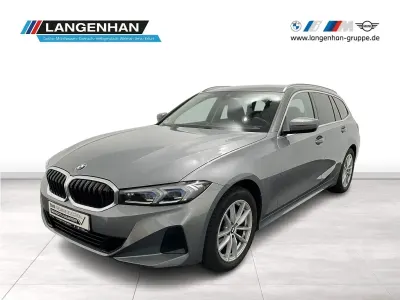 Gebraucht BMW 320 Sport Line 190 PS (139 kW) 2023 Grau Kombi