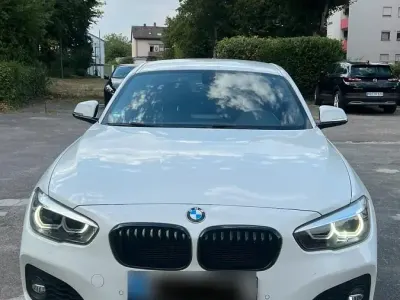 Gebraucht BMW 118 M Sport 136 PS (100 kW) 2018 Weiß Kleinwagen