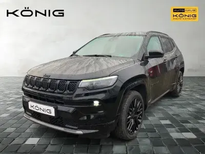 Second-hand Jeep Compass Altitude 131 CP (96 kW) 2023 Negru SUV