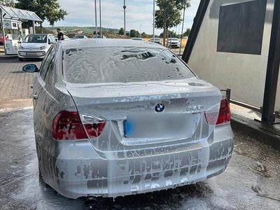 Gebraucht BMW 320 150 PS (110 kW) 2005 Silber Limousine
