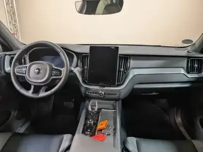 Gebraucht Volvo XC60 Plus 398 PS (292 kW) 2025 Onyx black / metallic (metallic) SUV