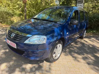 Gebraucht Dacia Logan MCV Ambiance 86 PS (63 kW) 2009 Blau Kombi