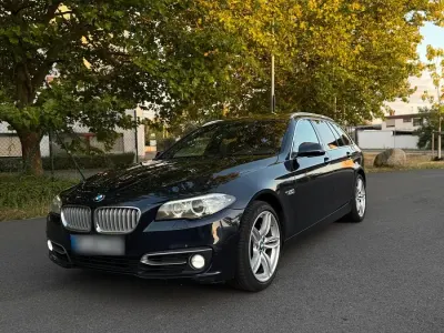 Gebraucht BMW 530 258 PS (189 kW) 2014 Blau Kombi