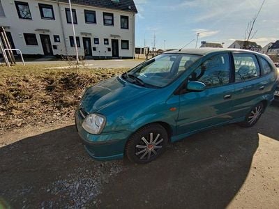 Gebraucht Nissan Almera Tino Acenta 116 PS (85 kW) 2003 Blau Van / Kleinbus