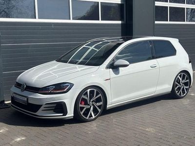Weiß Gebraucht 2019 VW Golf VII GTI | 18.990 € (Guter Preis)
