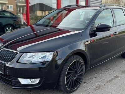 Usata Skoda Octavia 150 CV (110 kW) 2014 Nero Utilitaria