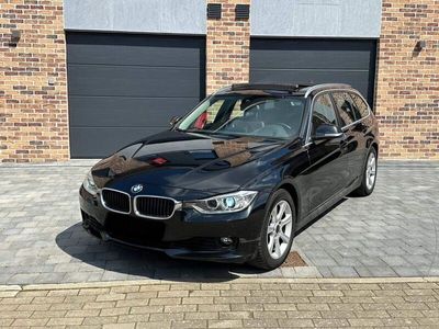 gebraucht BMW 330 d xDrive Touring Luxury Line Automat. Lux...