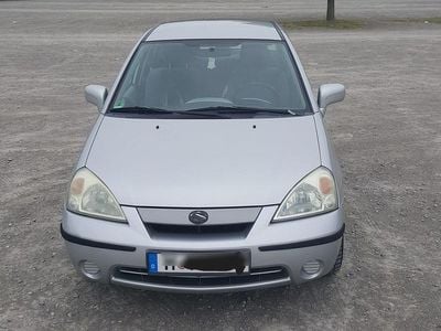Suzuki Liana