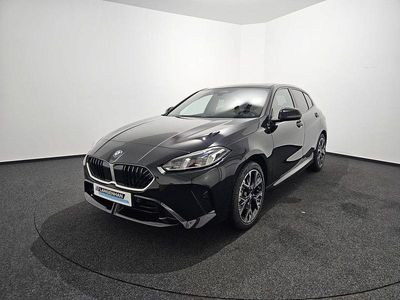 Neu BMW 120 Sport Line 163 PS (119 kW) 2026 Schwarz Kleinwagen