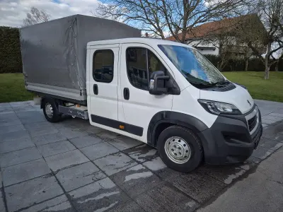Gebraucht Peugeot Boxer 163 PS (119 kW) 2019 Weiß Van