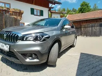 Gebraucht Suzuki SX4 S-Cross Comfort 129 PS (94 kW) 2020 Grau SUV